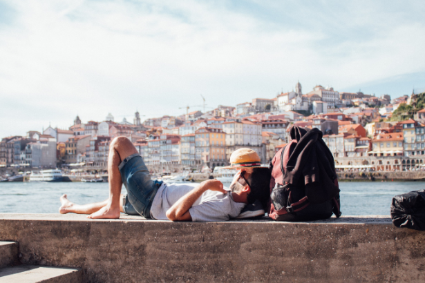 Leonardo Rocha de Almeida Abreu revela o que torna Caraíva, em Porto Seguro, um destino único e cheio de charme.