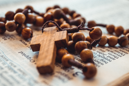 A pastoral da escuta, por Jose Eduardo De Oliveira e Silva, revela como a presença acolhedora pode curar, orientar e fortalecer jornadas.