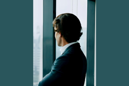 Ian dos Anjos Cunha analisa como o empreendedor influencia valores, comportamentos e decisões que moldam culturas organizacionais mais saudáveis e sustentáveis.